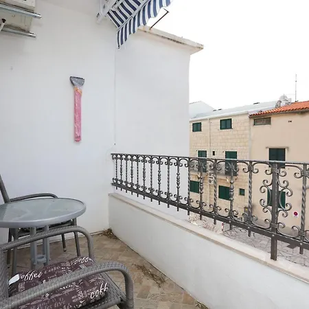And With Parking Space - 16449 بيت ضيافة 3*